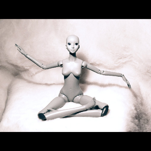 doll pose pic